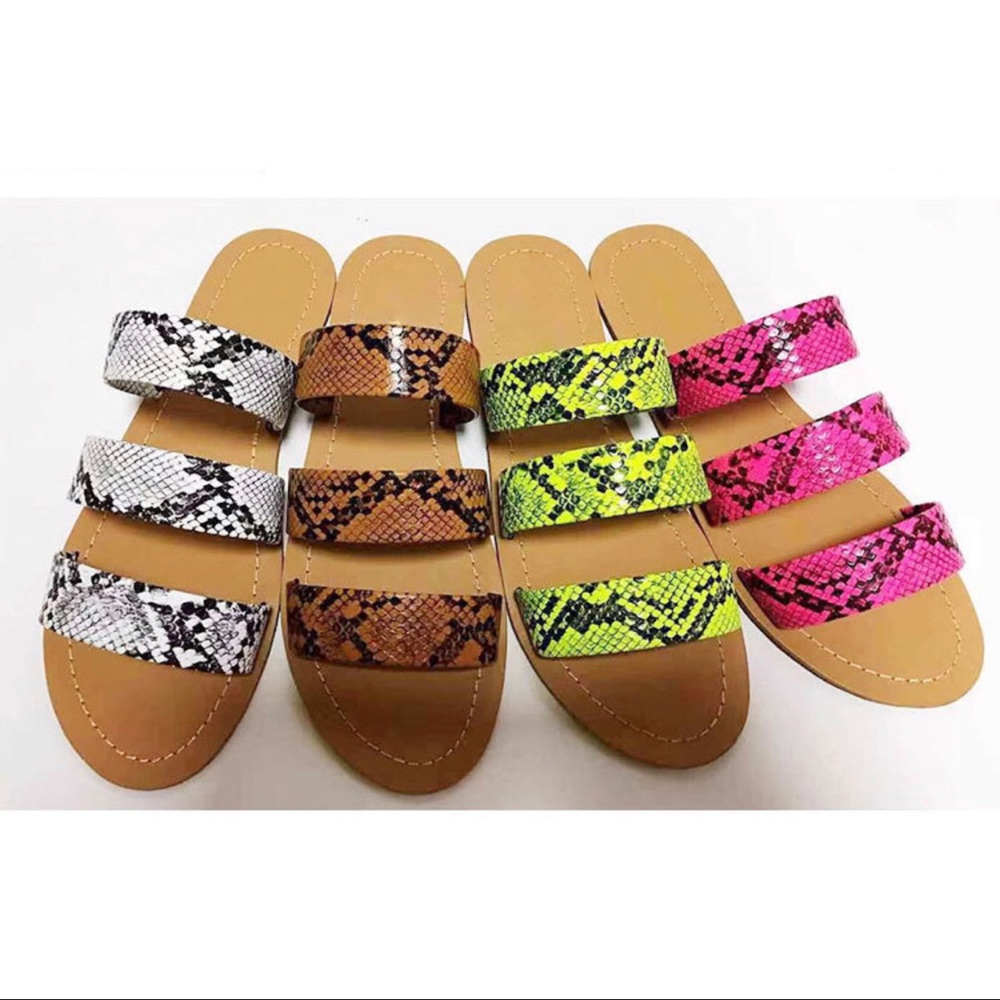 Women slippers
